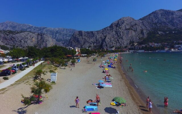 Apartments & Rooms Tomasovic