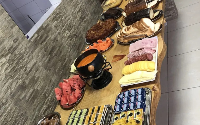 Chales Abraco Serrano