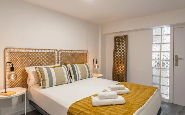 BNBHolder Calm Duplex RETIRO FREE PARKING