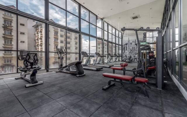 Reizz Residence by Plush