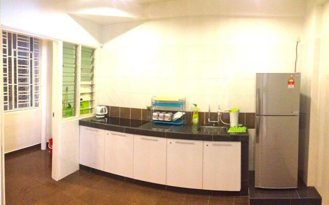 Pasir Mutiara Condostay