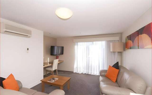 The Old Woolstore Apartment Hotel