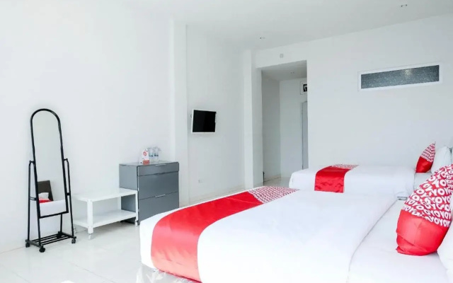 Hotel O Batu near Jatim Park formerly Villa Bukit Panderman Residence