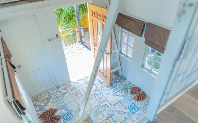 Apinya Resort Bangsarey