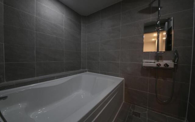 Sloth Hotel Busan Seomyeon