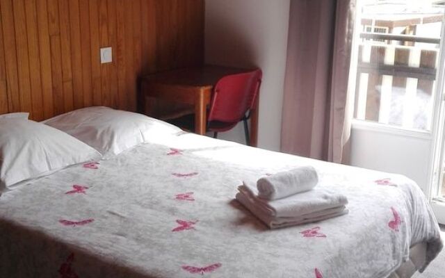 Hotel Bar Restaurant Les Gentianes