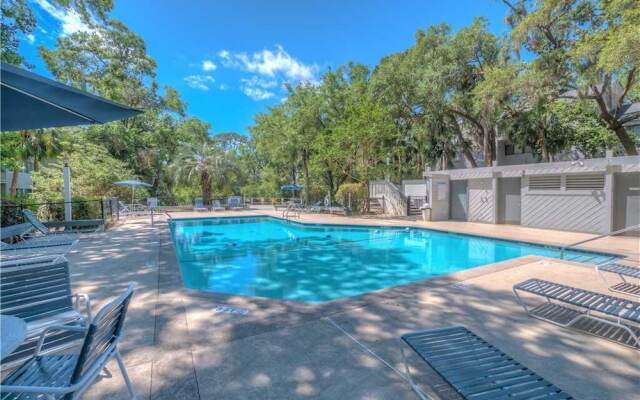 8006 Treetops - Three Bedroom Condo