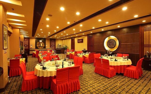 Jinan Shungeng Hillview Hotel