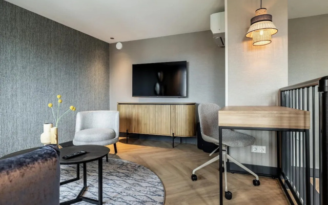 Playful and Luxurious Apartment in Heart of Delft