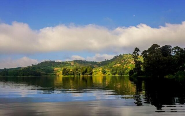 Lake Bunyonyi Overland Resort
