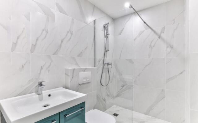 99 - Urban Fabulous 6 Bedrooms