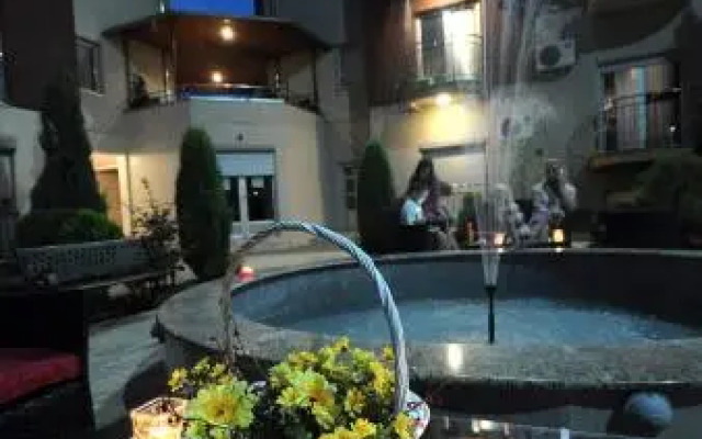 Apartments Iwa Centar