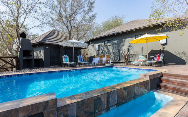 Royale Marlothi Safari Lodge