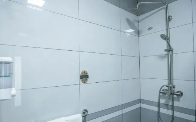 Aifeel Hotel (Hohhot Xilin South Road Kaide Square)