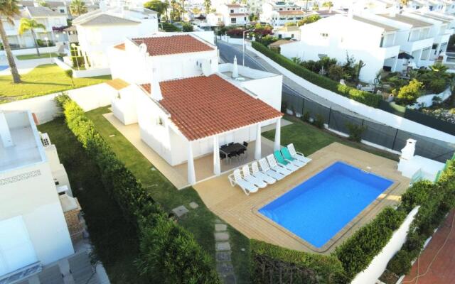 Villa 300m from Beach