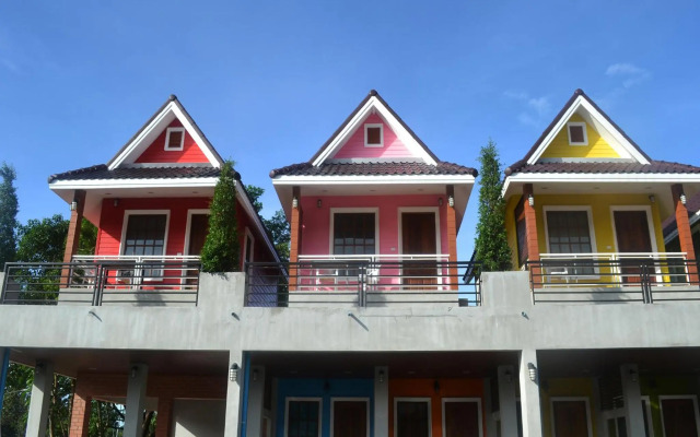 Toffee House Resort
