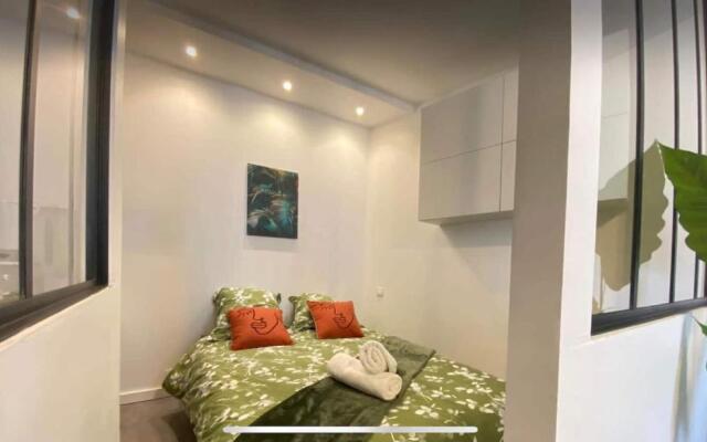 Studio atypique centre ville B4