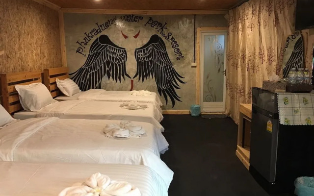 Suannamphukradueng & Resort