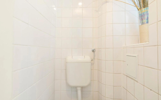 Generous Apartment next to the Mariahilferstraße