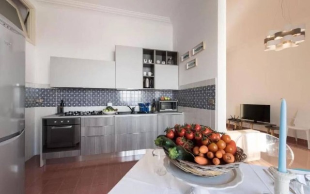 Duomo sea Side Deluxe Apartment