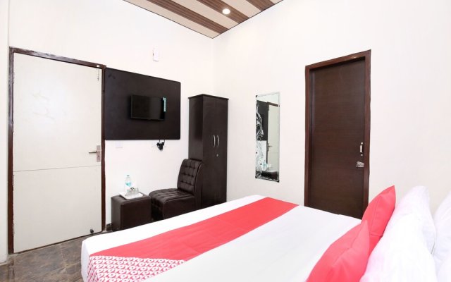 The Sitara Hotel By OYO Rooms