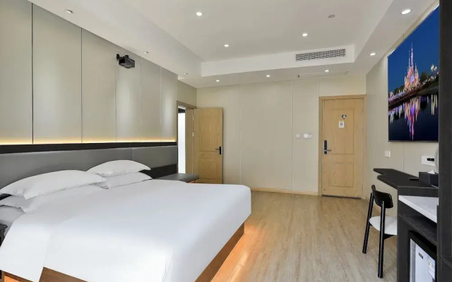 Yinshu Lunas Vila Courtyard Garden Resort  (Shanghai International Tourism Resort Branch)