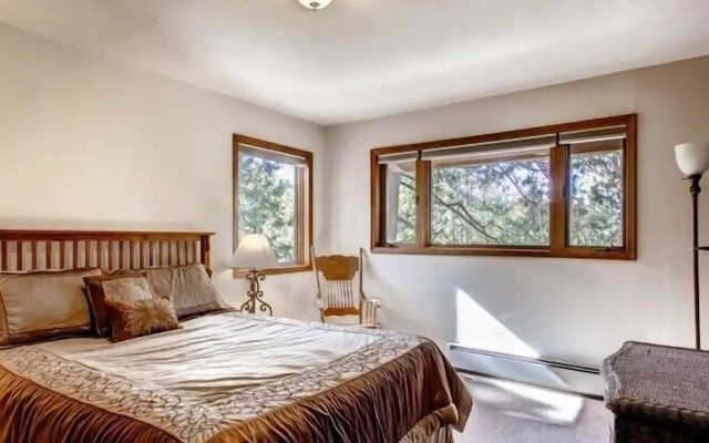 Scenic Wonders Muir House 3 Bedrooms