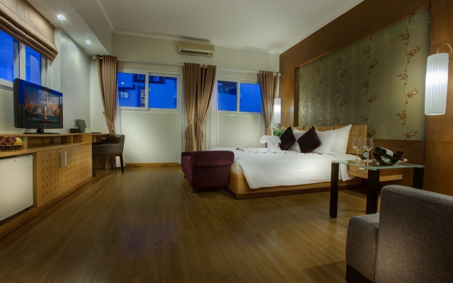 La Storia Ruby Hotel – Guest Rooms – Hanoi