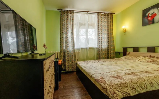 Тихий дворик