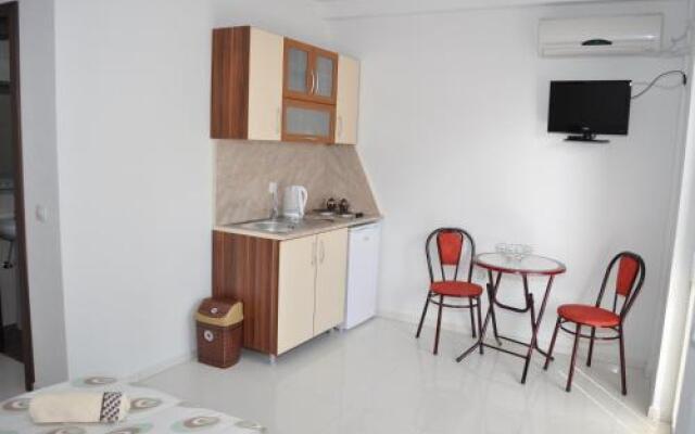 Marina Apartments