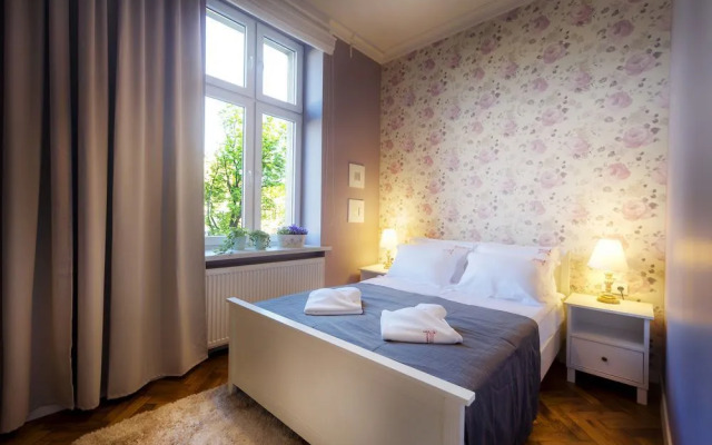 Fragola Between Old Town and Jewish Quarter