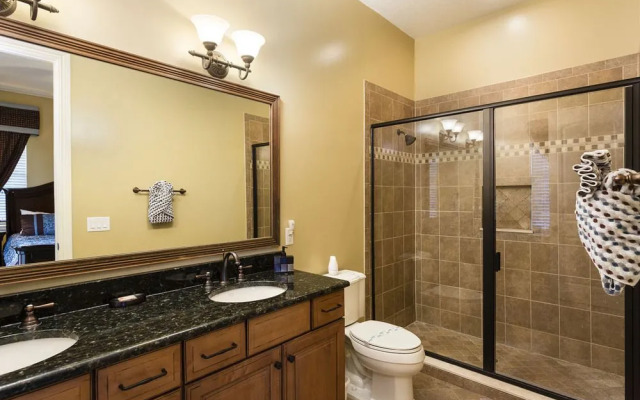 Panoramic Golf Course Views 5 Br home by RedAwning