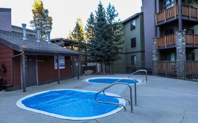 Summit #273 2 Bedroom Condo by RedAwning