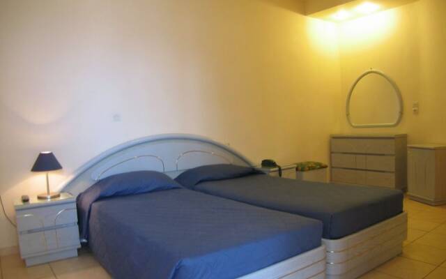 Creta Hotel