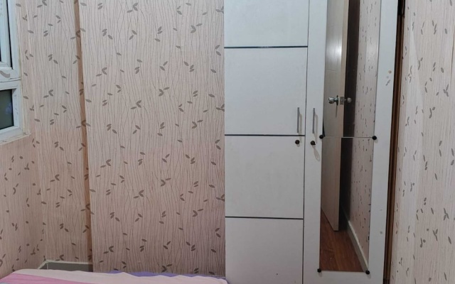 Aurora Room at Apartment Centerpoint
