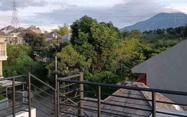 Villa NoRa with Private Pool at Batu Malang