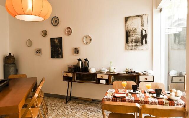 Casa do Bairro by Shiadu