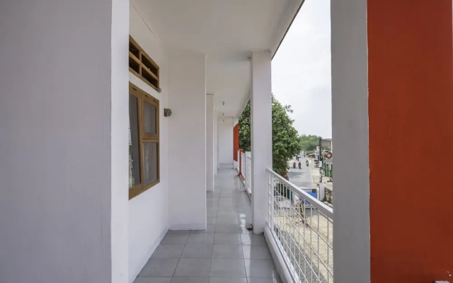 OYO 1717 Wisma Fisio Syariah