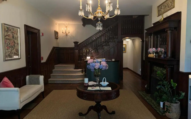West Lane Inn
