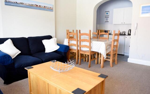 Riviera Hotel & Holiday Apartments