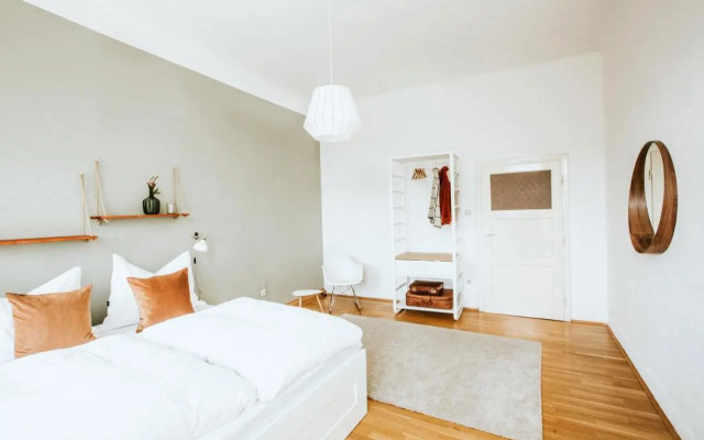 Central Design-Apartment next to Belvedere Castle