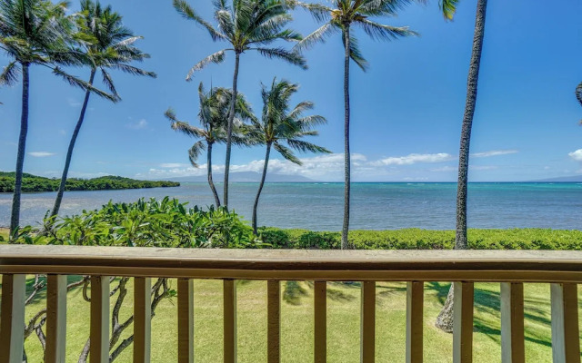 Kaunakakai Condo w/ Private Lanai & Ocean Views!