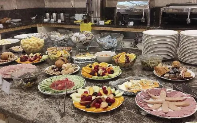 Premier Palace Apartment 1 Br Ggi