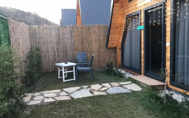 Teona Kartepe Bungalov