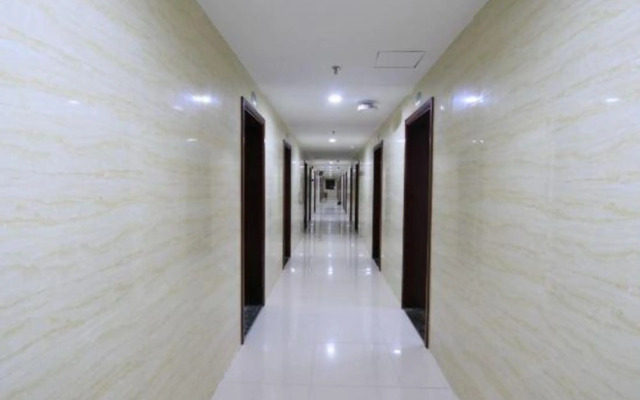 Binhai Apartment Hotel