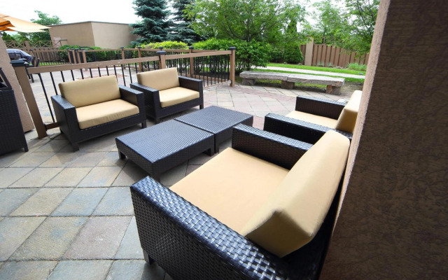 Courtyard by Marriott Mississauga - Airport Corporate Centre West