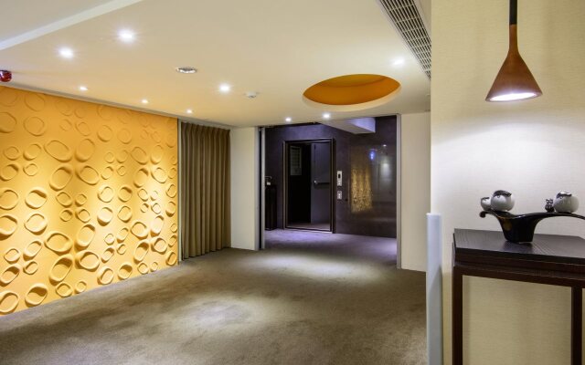 Stay Hotel - Taichung Yizhong