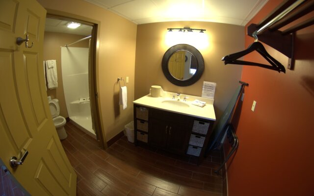 Put in Bay Victory Station Hotel