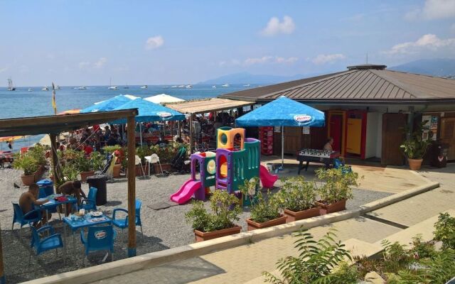 SESTRI MARE 5 AR122 (3 guests)