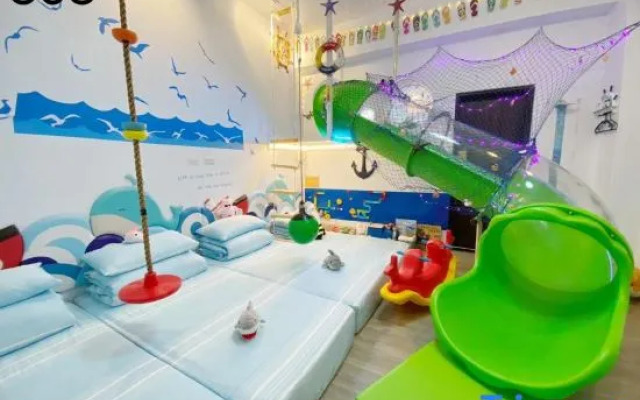 Wind Natural Parent-Child Inn II